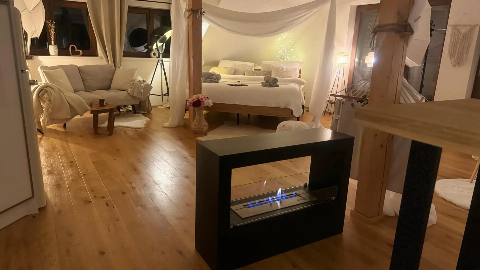 Studio Kralovice Apartment Prague